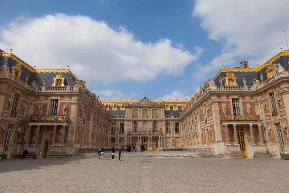 Versailles Palace and gardens — day trip from Paris