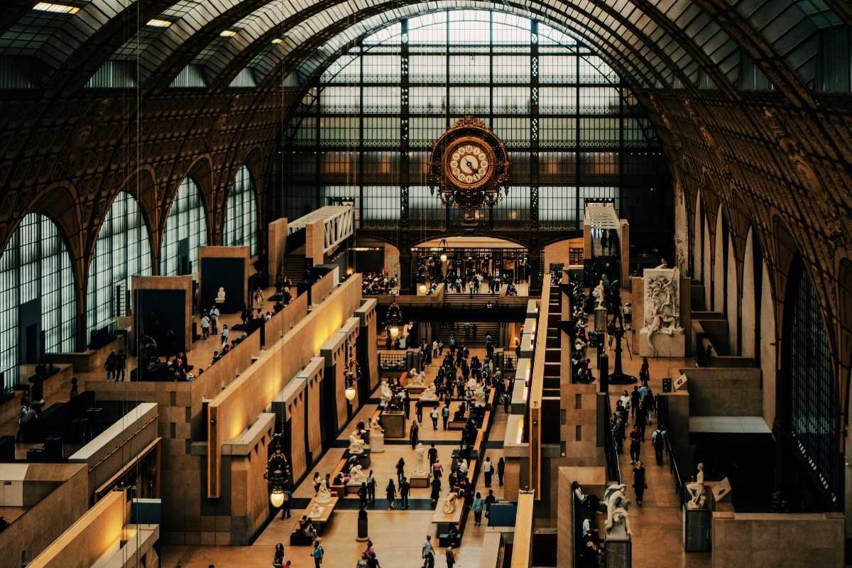 Musee d'Orsay clock interior - Paris 7 Days Itinerary The Orsay 
