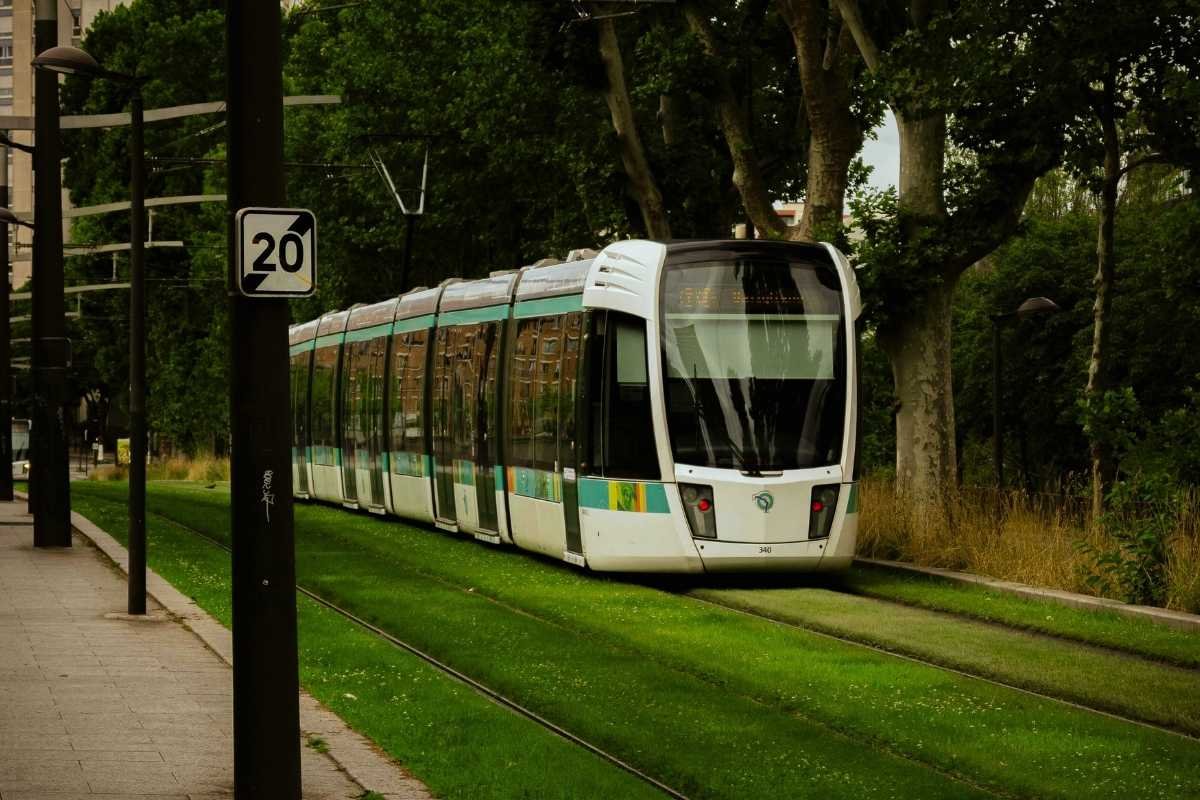 Tram T7 T9 from Orly to Paris metro