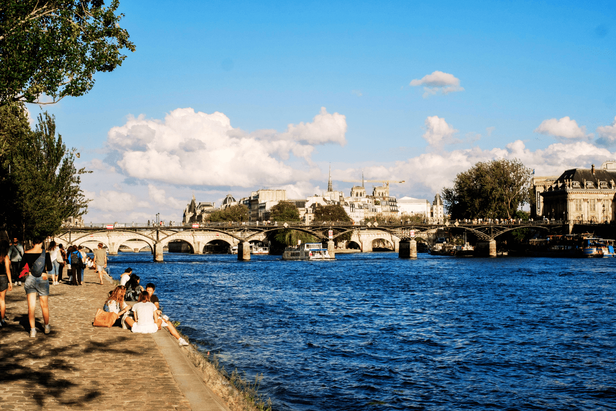 Seine River Walk with Pont des Arts bridge - Paris 5 Days Itinerary