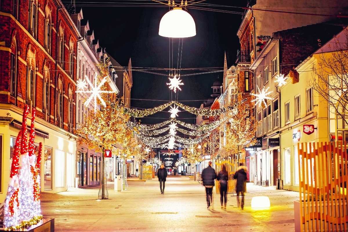 Paris Christmas market evening winter lights