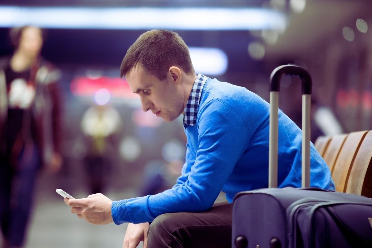 London Airport Transfer Guide 2026 night arrival—late landings need fewer changes, clearer routing, and a stable plan.