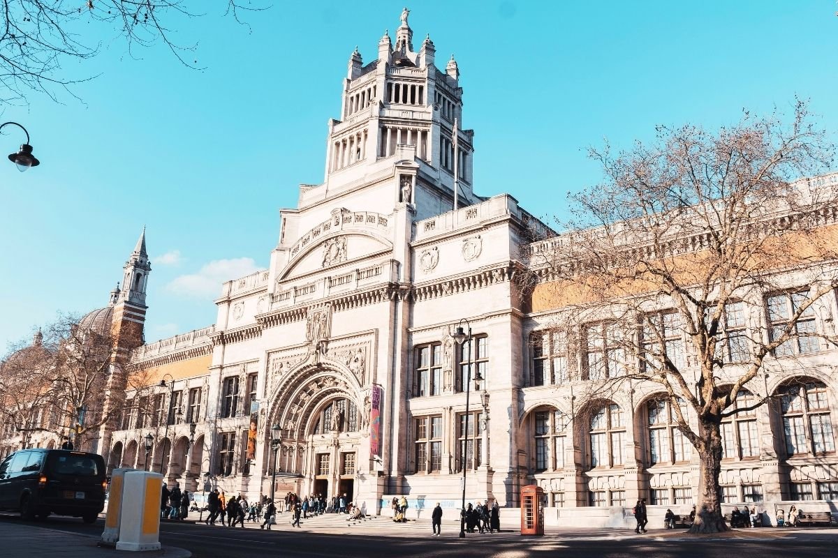 South Kensington museum district walk