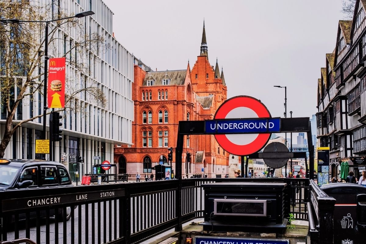 Earl’s Court area in London near the Tube — a practical base for tourists searching for cheap areas to stay in London 