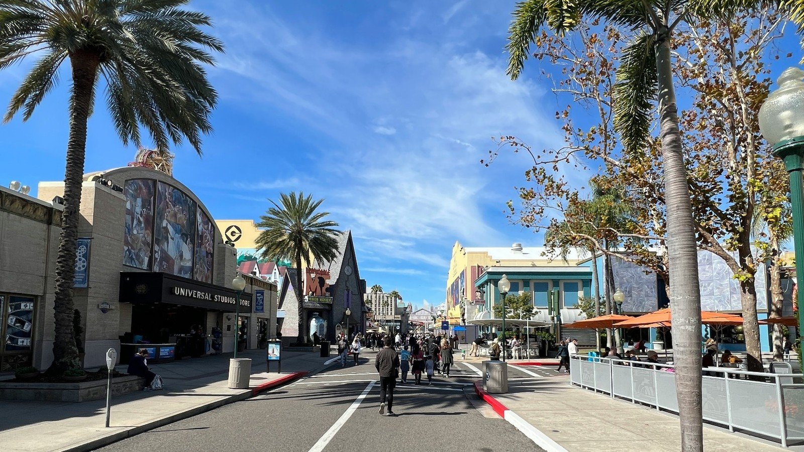 Walkable downtown Orlando street with restaurants and pedestrian-friendly areas
