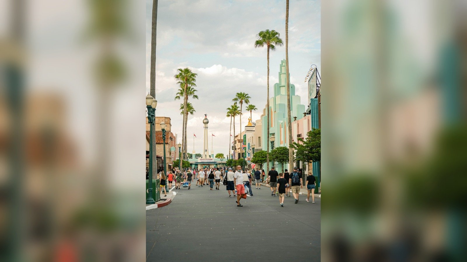 Orlando theme park walking fatigue and crowds during a realistic 3 day itinerary