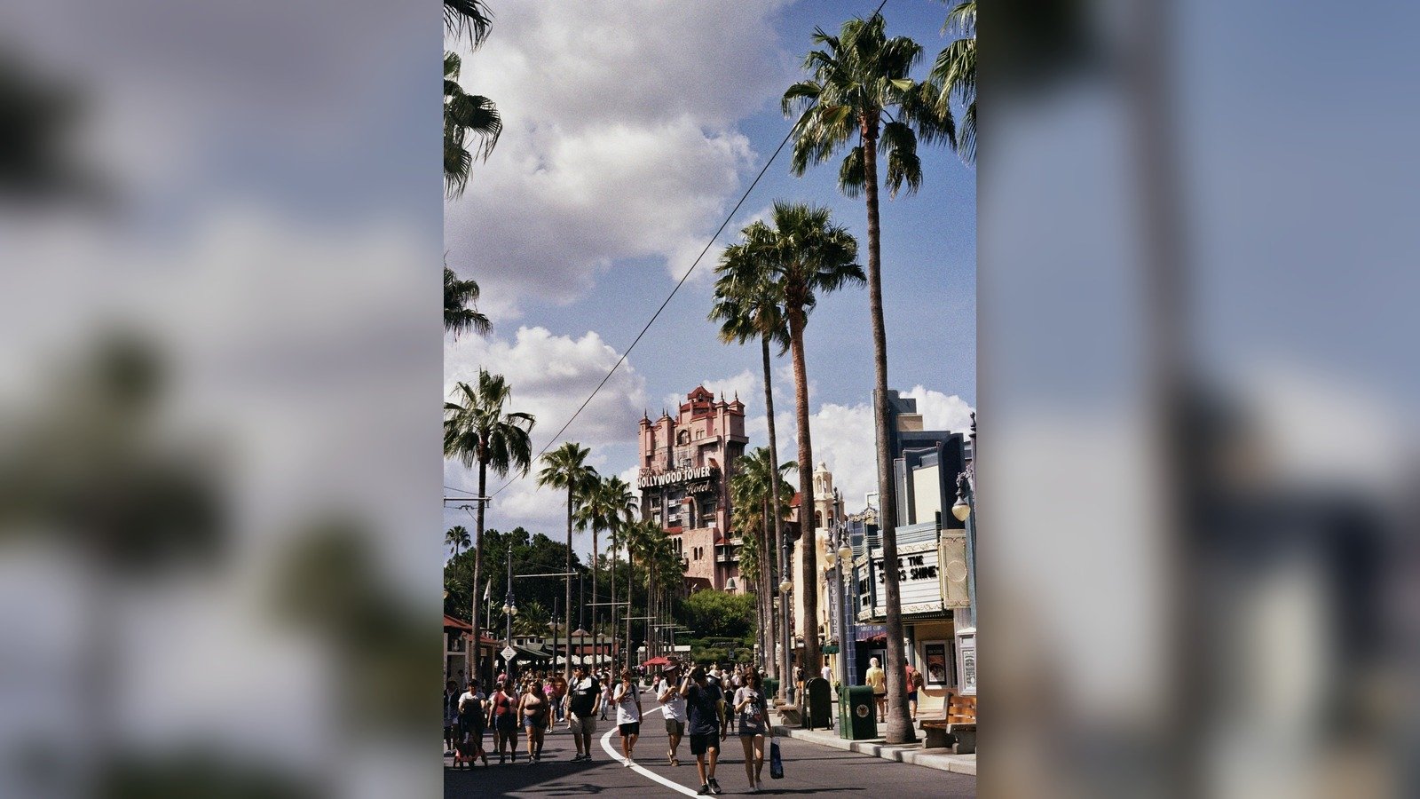 Crowded Orlando theme park walkway during a realistic 3 day itinerary