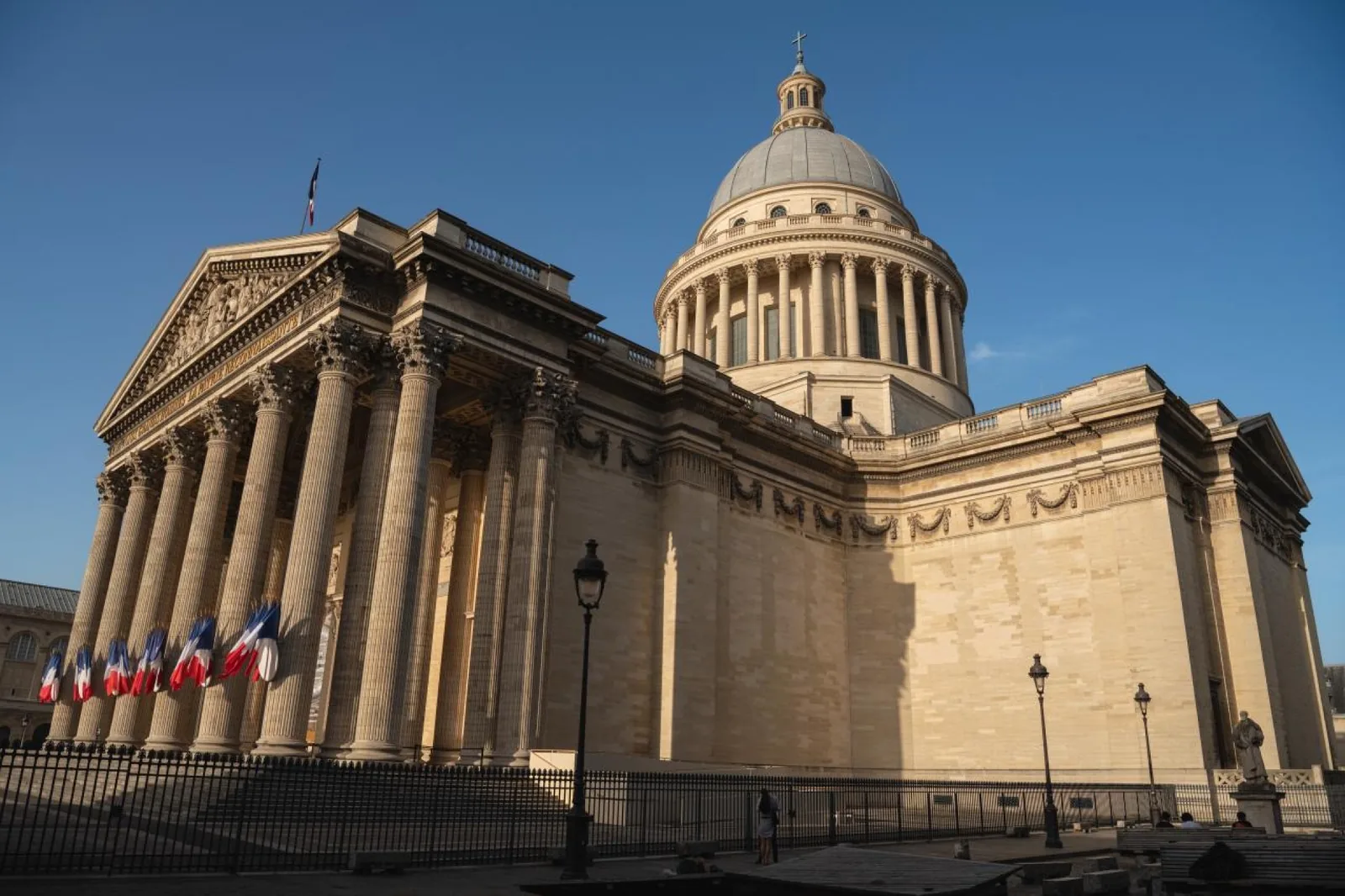 Panthéon in Paris featured in this Latin Quarter guide.