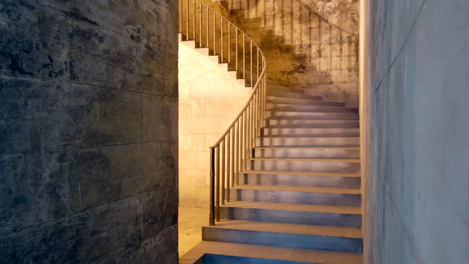 Steep stone stairs along the underground visitor route