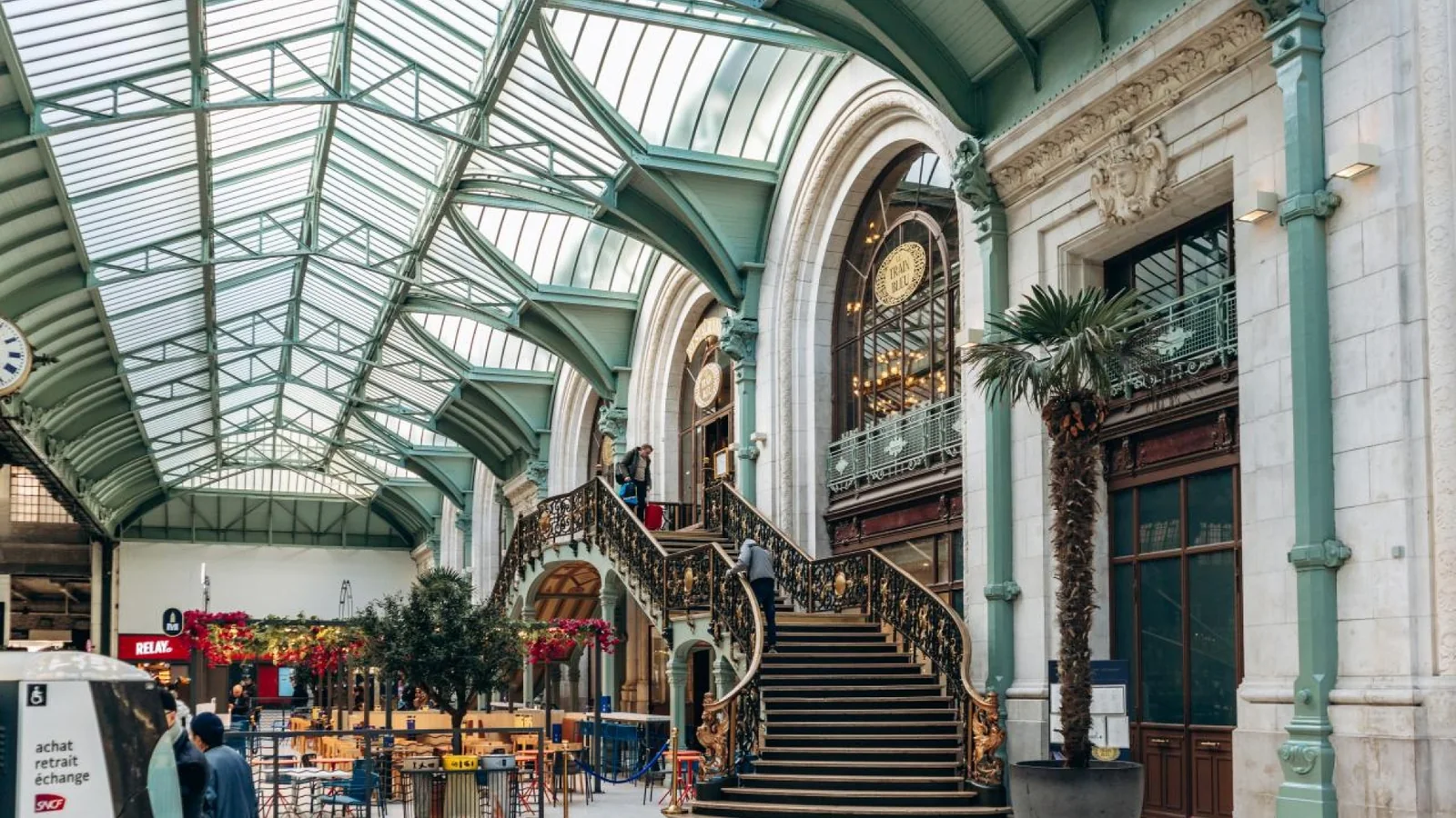 Le Train Bleu dining room in Paris with ornate interiors and formal restaurant setting